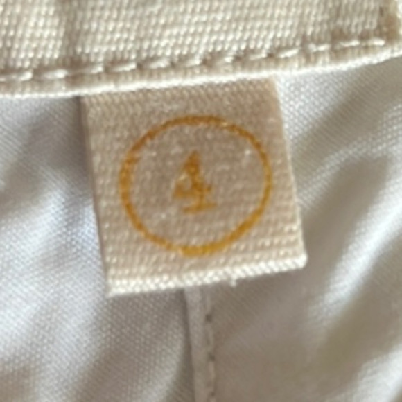 J. Crew White Classic Twill Chino shorts City fit size 4 - Picture 4 of 13